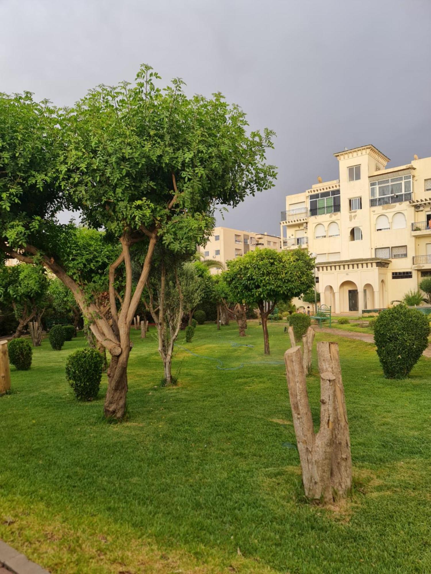 Fes Urban Apartment - Urban Elegance With Garden And Pool Access Bagian luar foto
