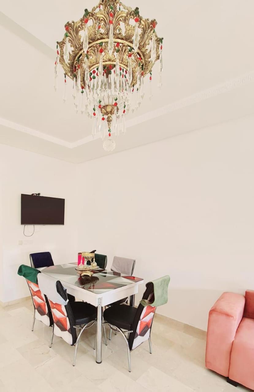 Fes Urban Apartment - Urban Elegance With Garden And Pool Access Bagian luar foto